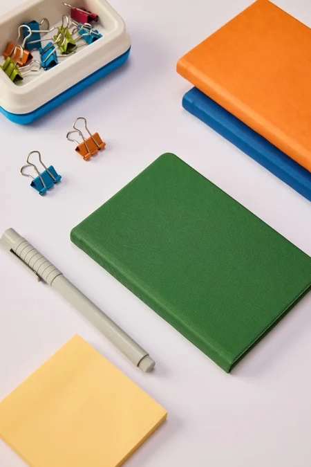 Kişiye Özel Haki Hediyelik Cep Boy Lastikli Çizgili 192 Sayfa Deri Not Defteri