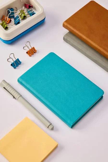Kişiye Özel Turkuaz Hediyelik Cep Boy Lastikli Çizgili 192 Sayfa Deri Not Defteri