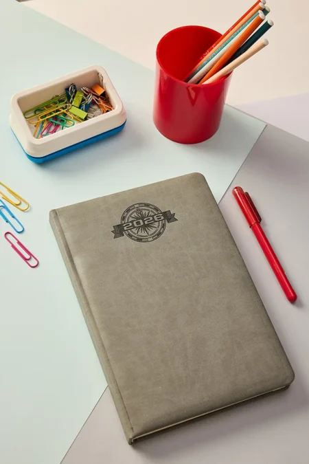 Kişiye Özel Gri Hediyelik Cilt 2026 Düz Sert Kapak Deri Ajanda