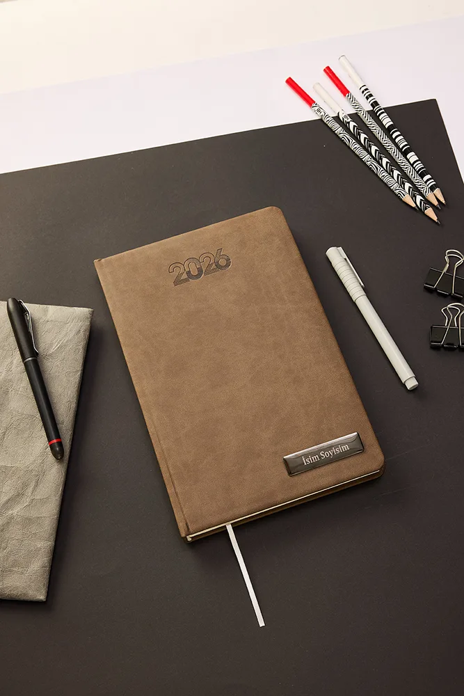 Kişiye Özel Hediyelik Cilt 2026 Düz Sert Kapak Kahverengi Deri Ajanda