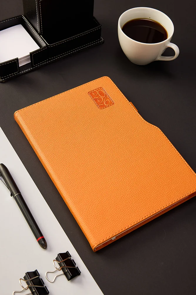 Kişiye Özel 2026 Turuncu Hediyelik Düz Sert Kapak Deri Ajanda