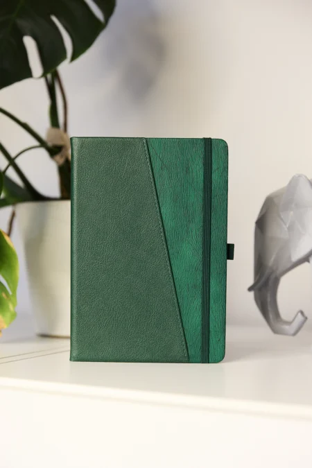 Kişiye Özel Haki Lastikli Kalem Tutuculu Evrak Cepli  Vegan Deri 224 Sayfa Çizgili Not Defteri