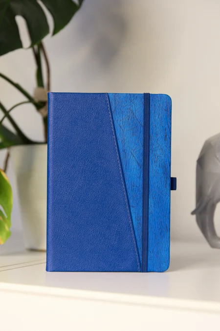 Kişiye Özel Lacivert Lastikli Kalem Tutuculu Evrak Cepli  Vegan Deri 224 Sayfa Çizgili Not Defteri