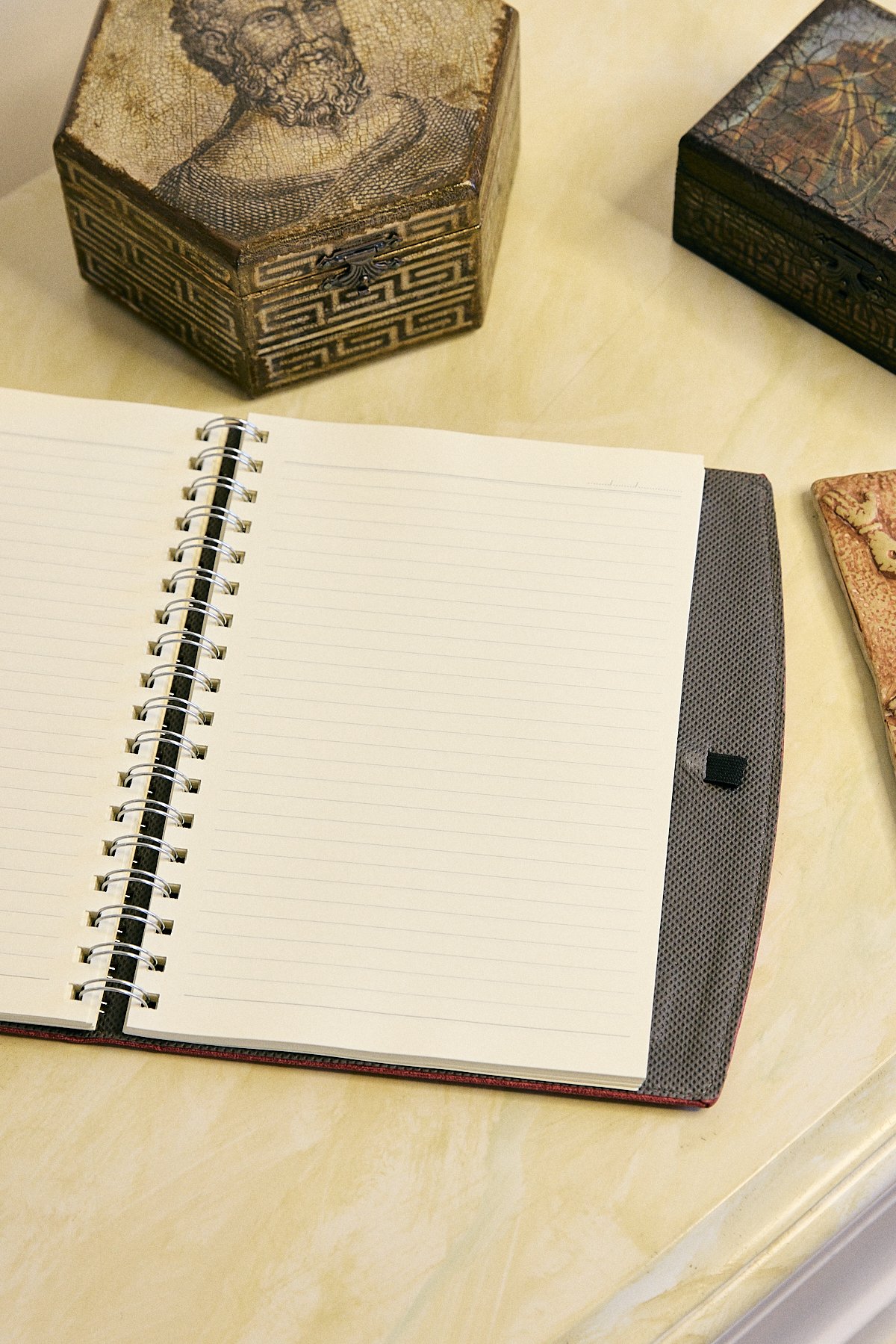 Kişiye Özel Kırmızı 2026 Günlük Ajanda Vegan Deri Gizli Spiralli Kurumsal Hediyelik - Görsel 2