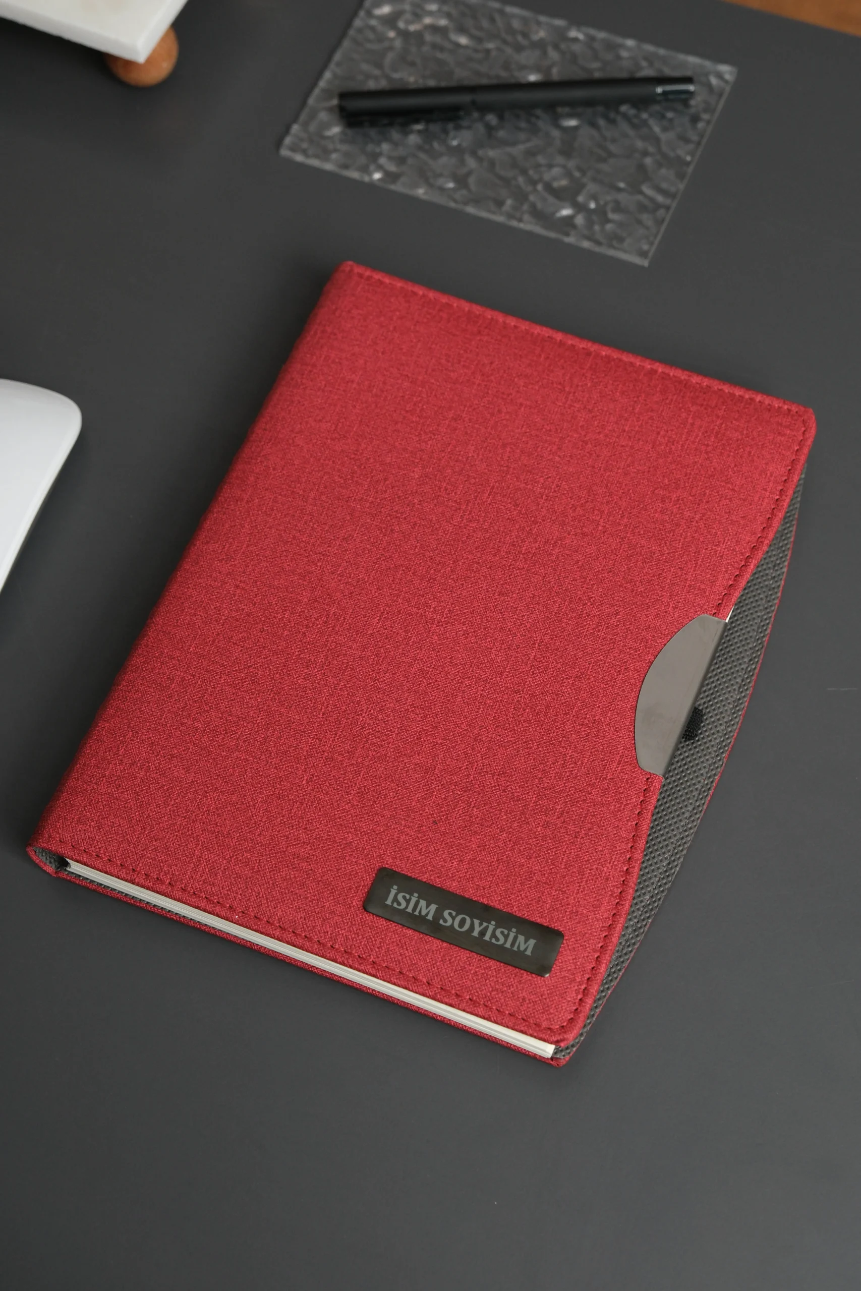 Kişiye Özel Kırmızı Düz Vegan Deri Spiralli 240 Sayfa Çizgili Not Defteri - Görsel 7