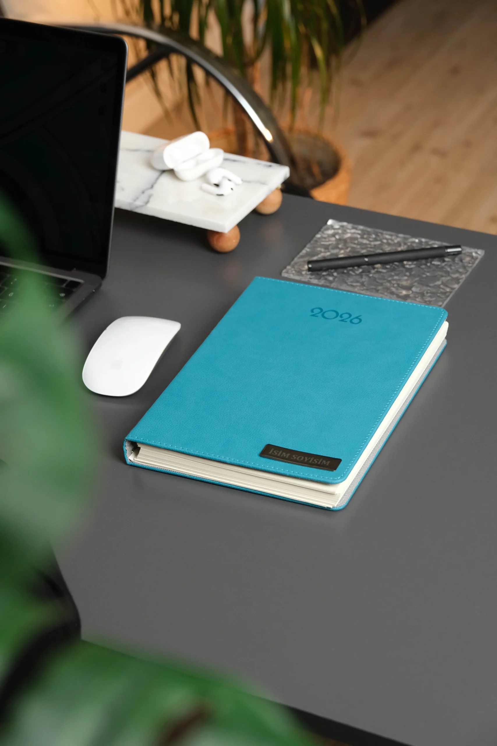 Kişiye Özel Turkuaz Düz Vegan Deri Spiralli 240 Sayfa Çizgili Not Defteri - Görsel 3