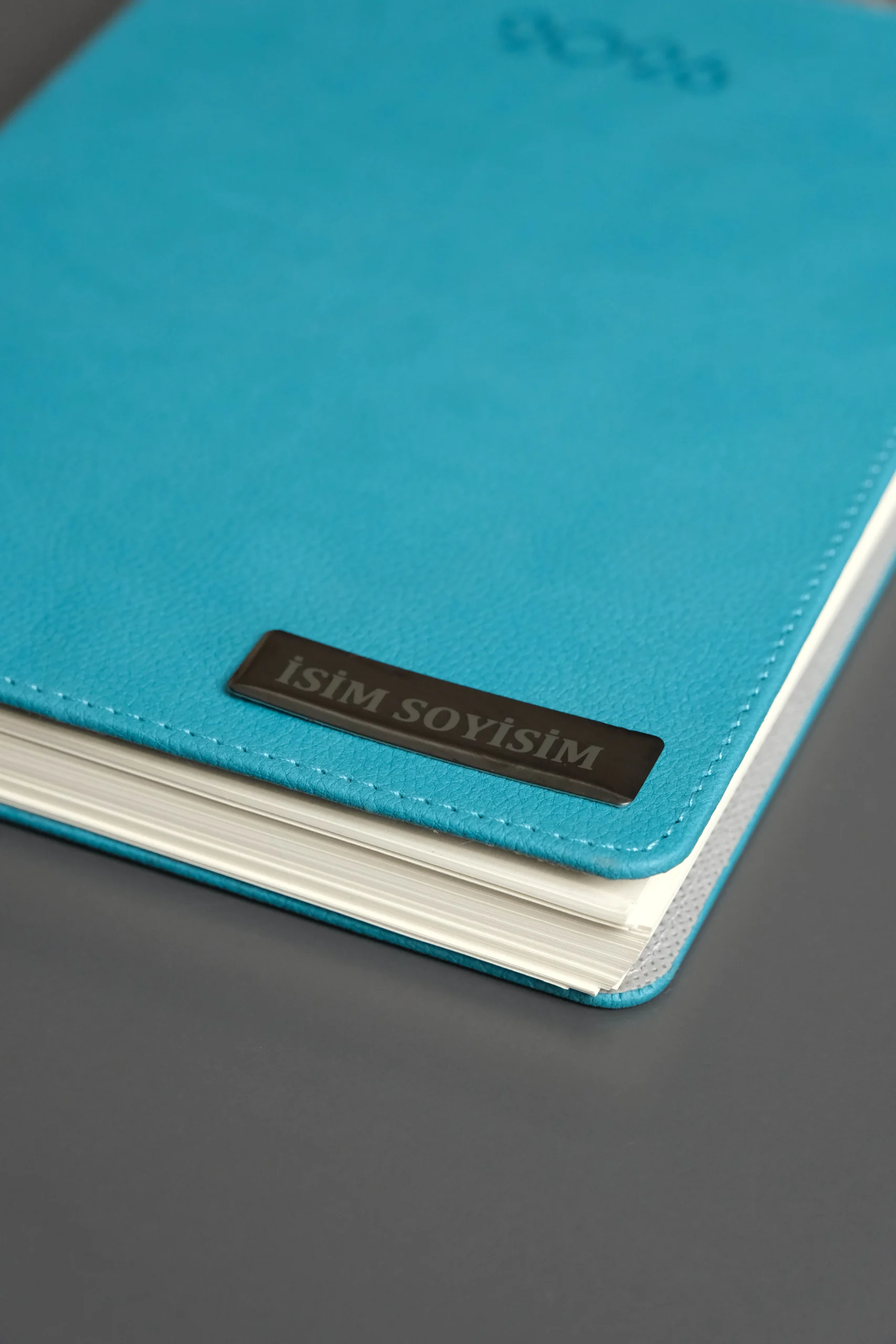 Kişiye Özel Turkuaz Düz Vegan Deri Spiralli 240 Sayfa Çizgili Not Defteri - Görsel 9