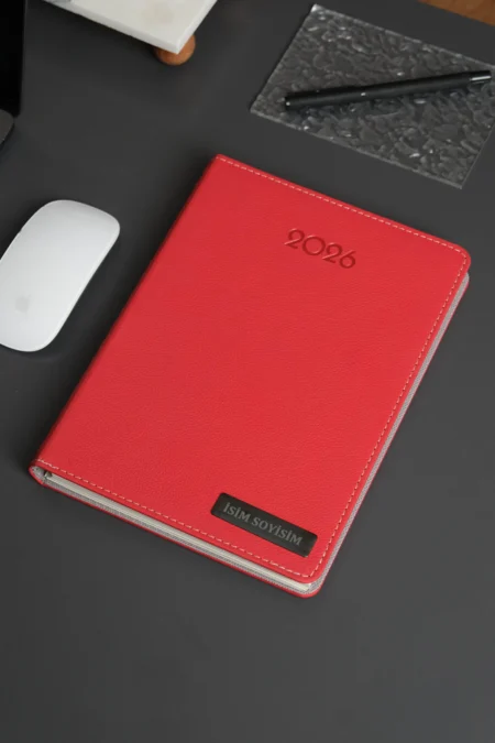 Kişiye Özel İsimli Düz Kırmızı Vegan Deri Gizli Spiralli 2026 Ajanda