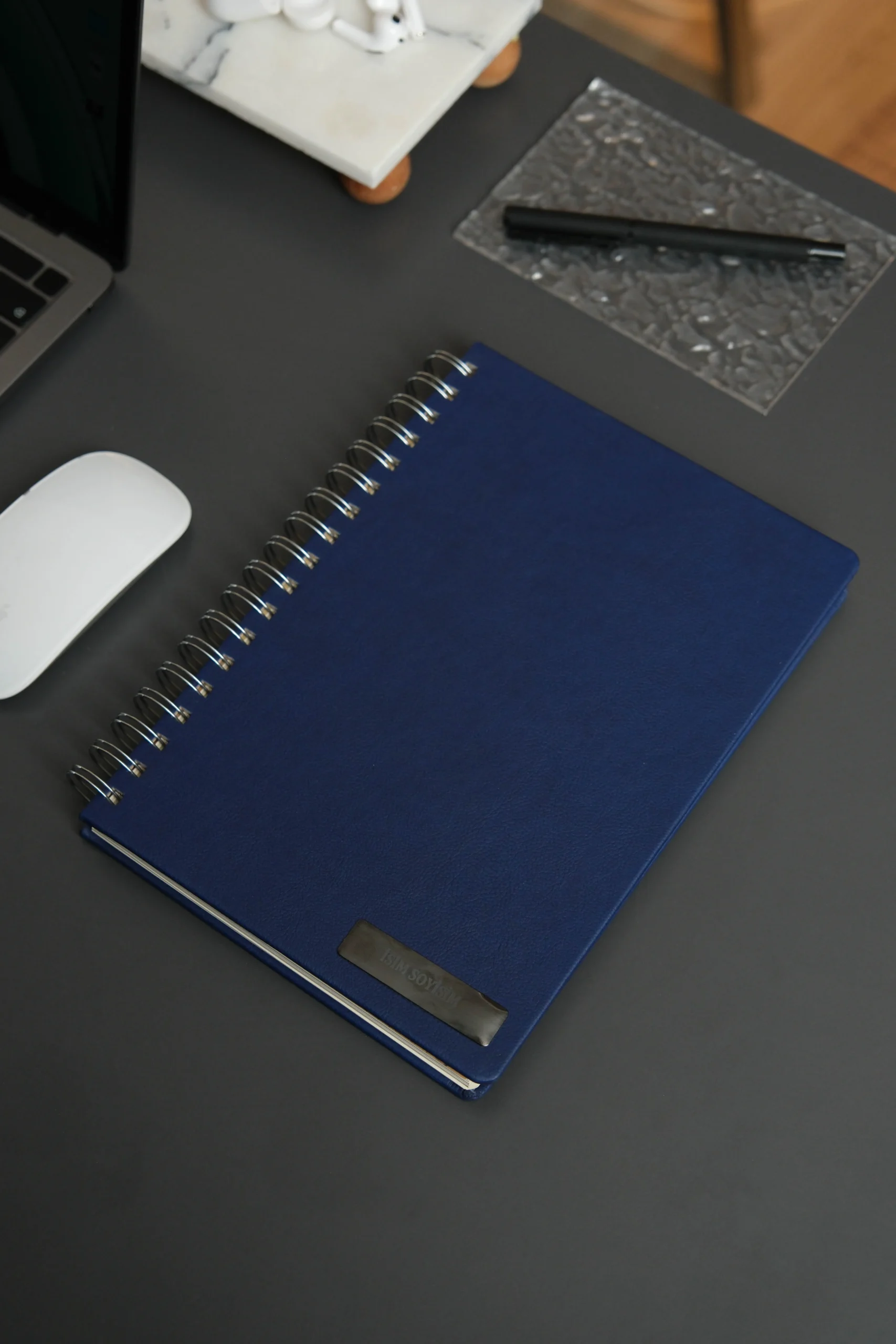 Kişiye Özel Lacivert Düz Vegan Deri Spiralli 240 Sayfa Çizgili Not Defteri